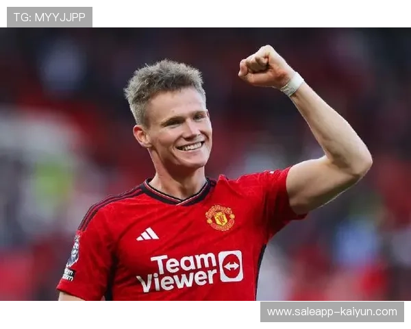 B费双红会中柱遗憾错失良机曼联队长关键时刻无缘扩大领先优势