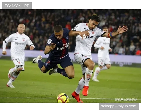 克莱蒙1-1南特,保级竞争对手各取一分